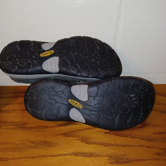 Keen lace up shoes - Picture 5 of 5